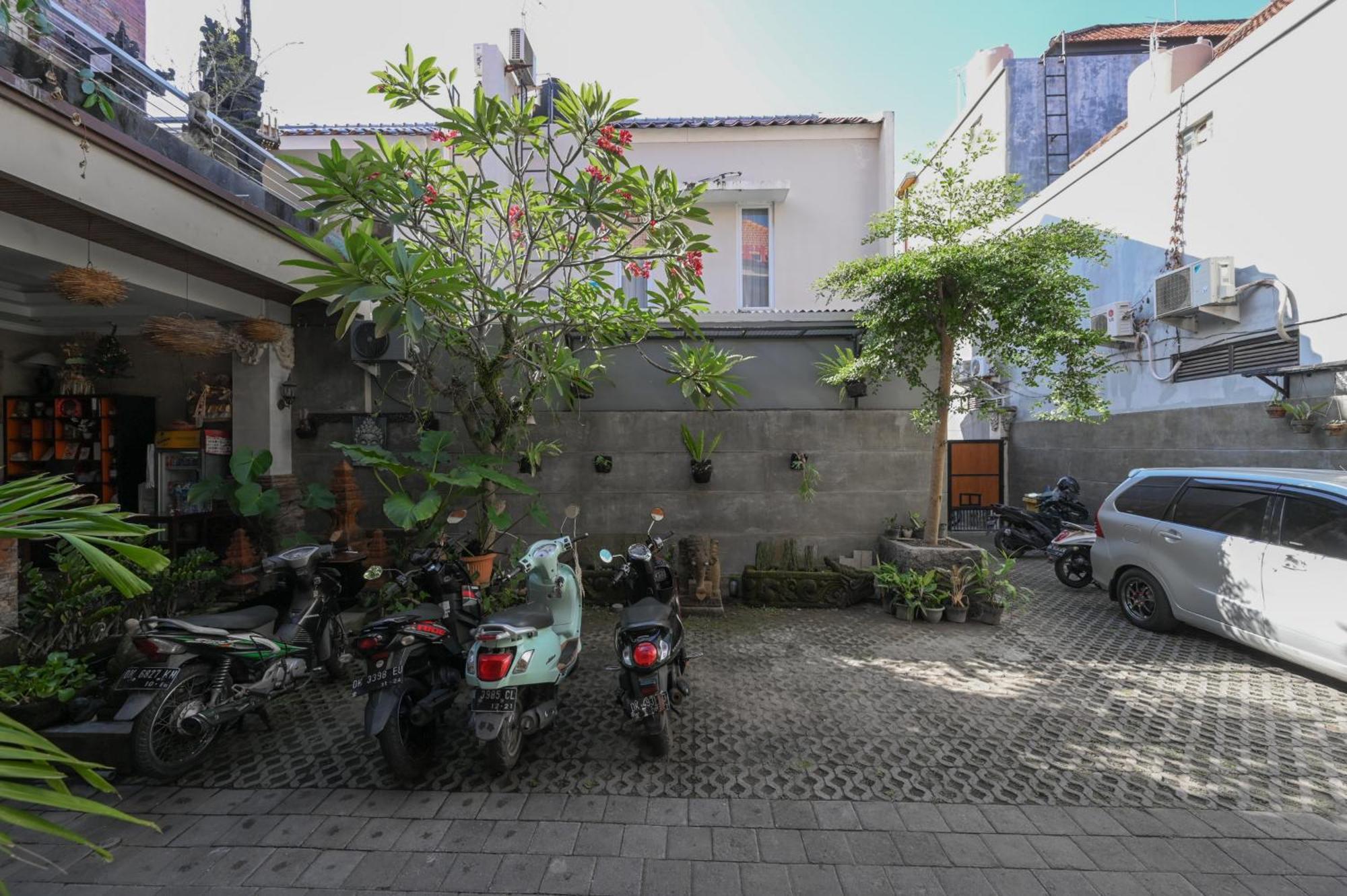 Reddoorz Near Mertasari Beach 2 Pesanggaran 外观 照片